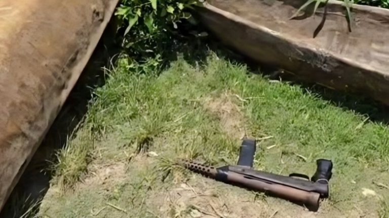 Footage Shows Police Seizure of Submachine Gun in St. Elizabeth