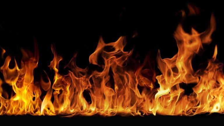 Two People Injured, Several Homes Destroyed in Red Hills Road Fire