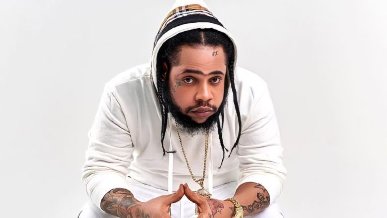 Squash Accepts Prosecutors’ Plea Deal on Gun Charges in America