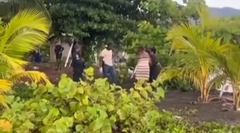 Man Killed During Attempted Western Union Robbery in Portland: Video