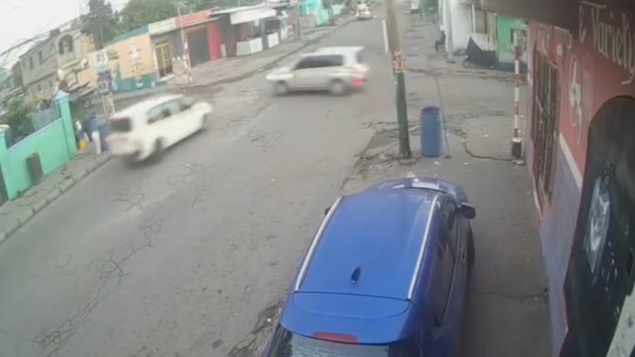 Two taxi drivers collide